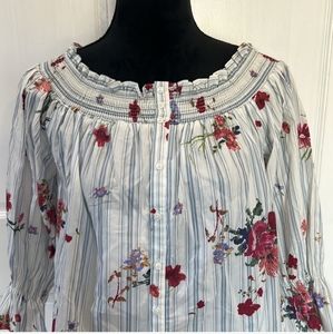 Zare crew scoop neck short sleeve floral siz M